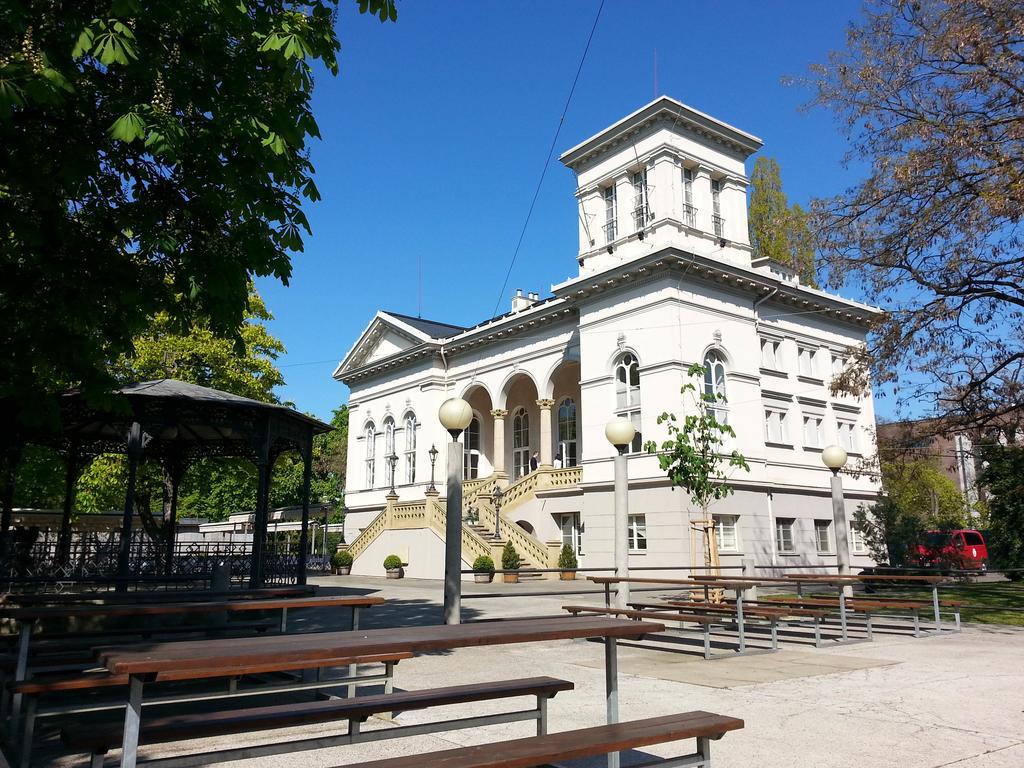 Apartman Letna Praha Eksteriør bilde